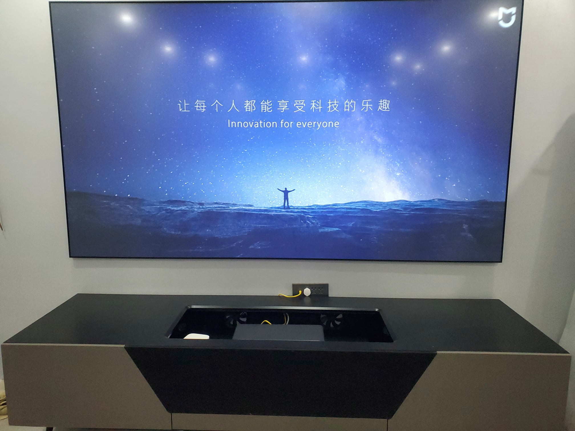 激光電視機櫃 智能伸縮開合 電動激光投影機 短焦投影機櫃 實物展示